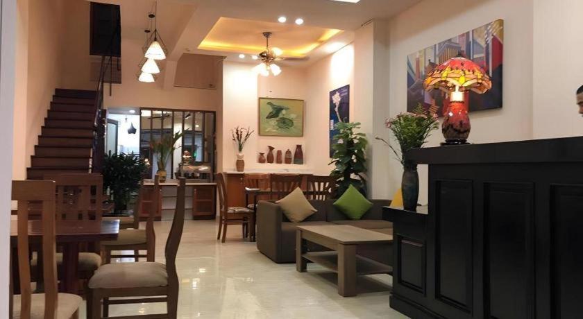 Old Quarter Family Hotel Hanoi Bagian luar foto